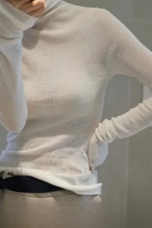 Premium Spun Camere Women's High Collar Thin Slim Fit Wool Knitted Base Layer Sweater Korean Sle Long Sve